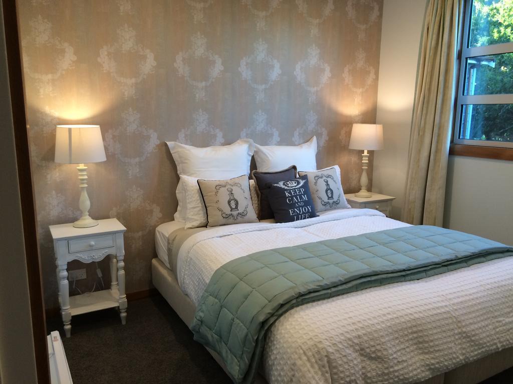 Silverstream Retreat Лоуэр-Хатт Номер фото