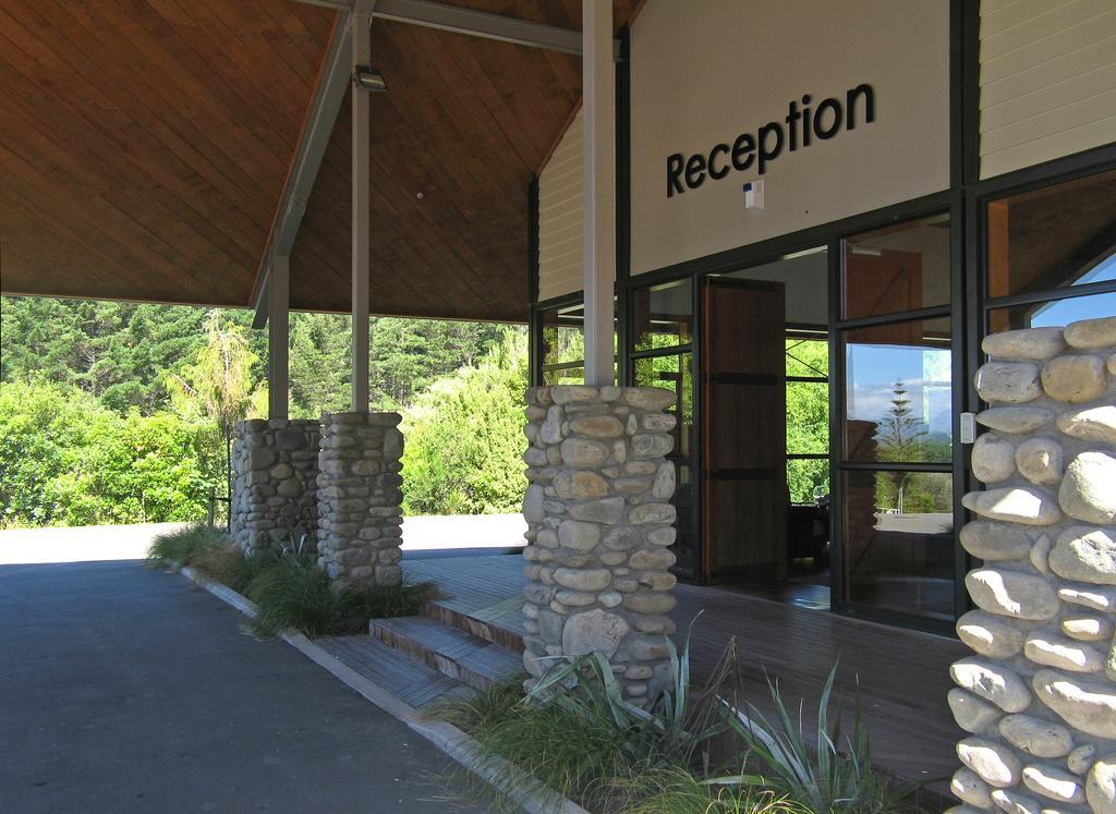 Silverstream Retreat Лоуэр-Хатт Экстерьер фото